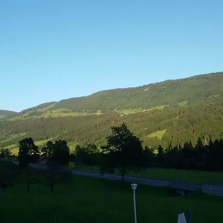 Alte Post 3*